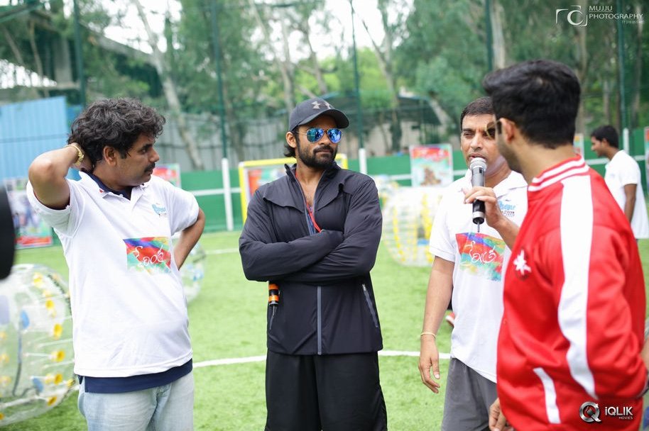 Kerintha-Movie-Team-At-Bubble-Soccer-Event